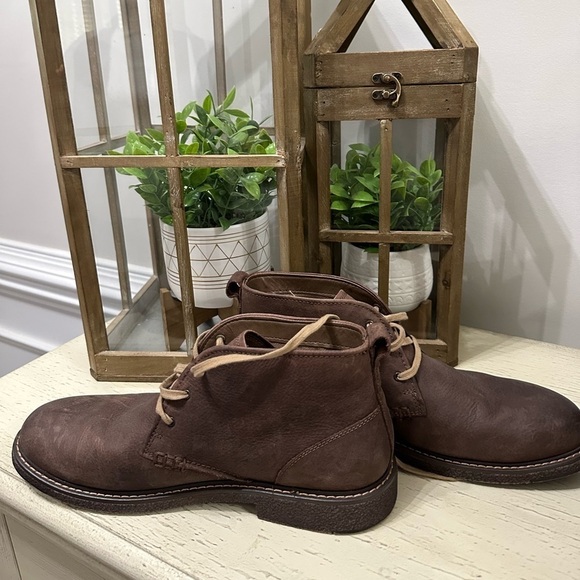 Crown and Ivy Men Boot size 10.5 - Picture 2 of 5